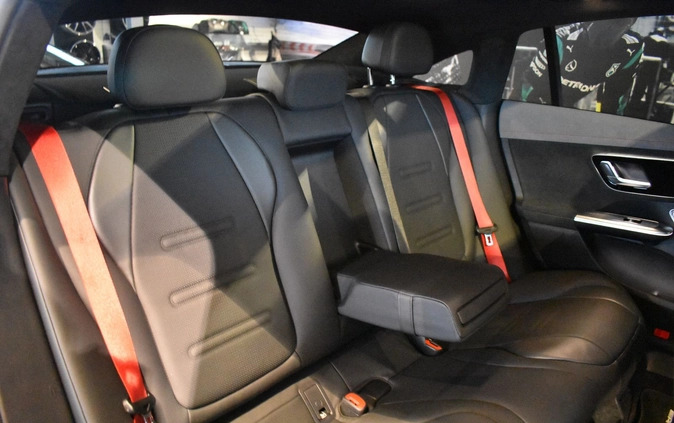 Mercedes-Benz EQE cena 459900 przebieg: , rok produkcji 2022 z Poznań małe 172